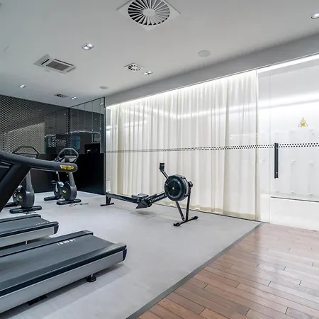 Brabank 50 Gym And Lounge