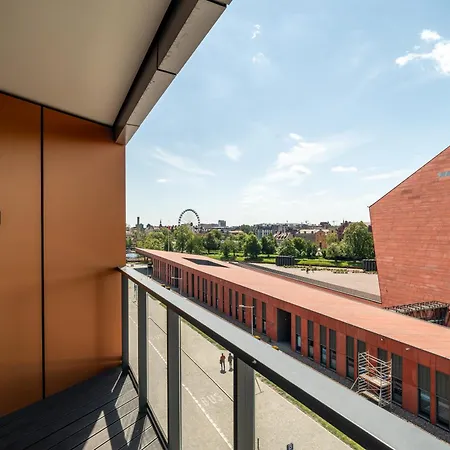 Brabank 50 Gym And Lounge Apartamento